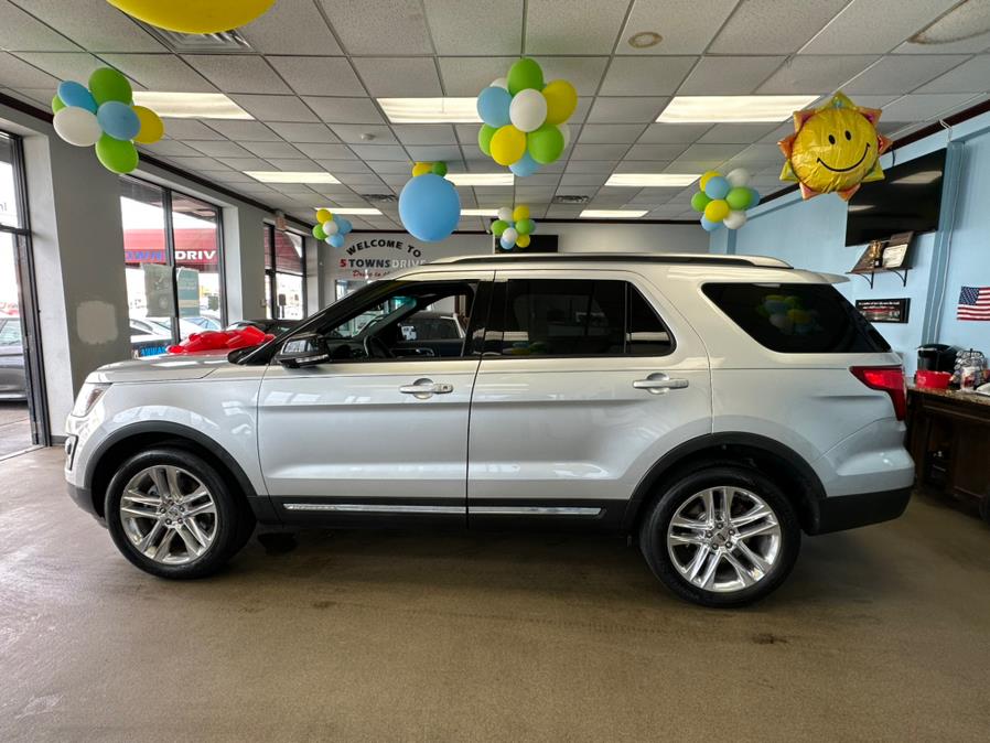 2016 Ford Explorer 4WD 4dr XLT, available for sale in Inwood, New York | 5 Towns Drive. Inwood, New York 2016 Ford Explorer 4WD 4dr XLT, available for sale in Inwood, New York | 5 Towns Drive. Inwood, New York