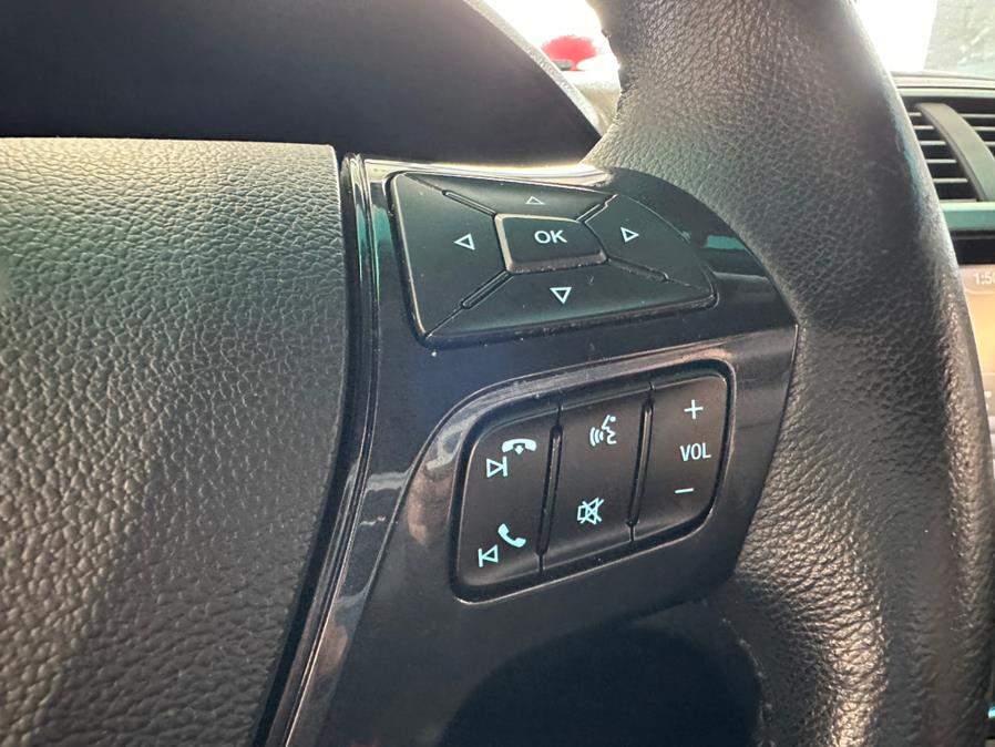 2016 Ford Explorer 4WD 4dr XLT, available for sale in Inwood, New York | 5 Towns Drive. Inwood, New York 2016 Ford Explorer 4WD 4dr XLT, available for sale in Inwood, New York | 5 Towns Drive. Inwood, New York