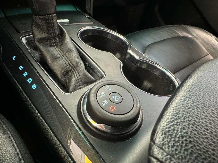2016 Ford Explorer 4WD 4dr XLT, available for sale in Inwood, New York | 5 Towns Drive. Inwood, New York 2016 Ford Explorer 4WD 4dr XLT, available for sale in Inwood, New York | 5 Towns Drive. Inwood, New York