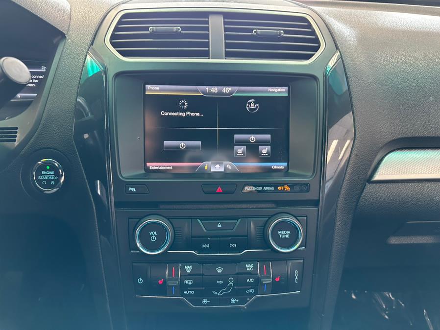 2016 Ford Explorer 4WD 4dr XLT, available for sale in Inwood, New York | 5 Towns Drive. Inwood, New York 2016 Ford Explorer 4WD 4dr XLT, available for sale in Inwood, New York | 5 Towns Drive. Inwood, New York