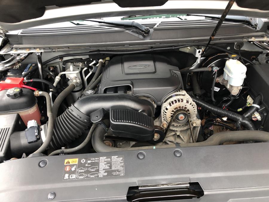 2012 Chevrolet Tahoe 4WD 4dr 1500 LT, available for sale in Waterbury, Connecticut | National Auto Brokers, Inc.. Waterbury, Connecticut 2012 Chevrolet Tahoe 4WD 4dr 1500 LT, available for sale in Waterbury, Connecticut | National Auto Brokers, Inc.. Waterbury, Connecticut