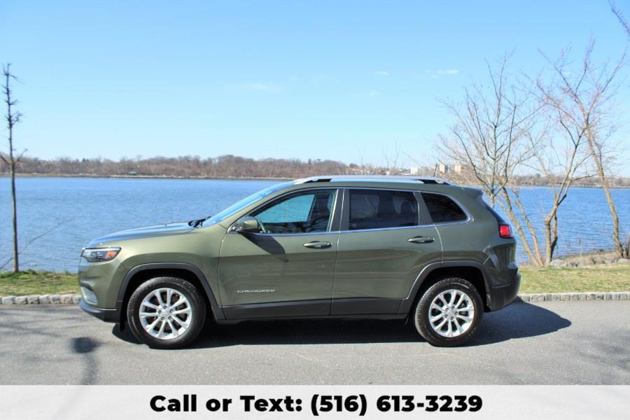 2019 Jeep Cherokee Latitude, available for sale in Great Neck, New York | Great Neck Car Buyers & Sellers. Great Neck, New York 2019 Jeep Cherokee Latitude, available for sale in Great Neck, New York | Great Neck Car Buyers & Sellers. Great Neck, New York