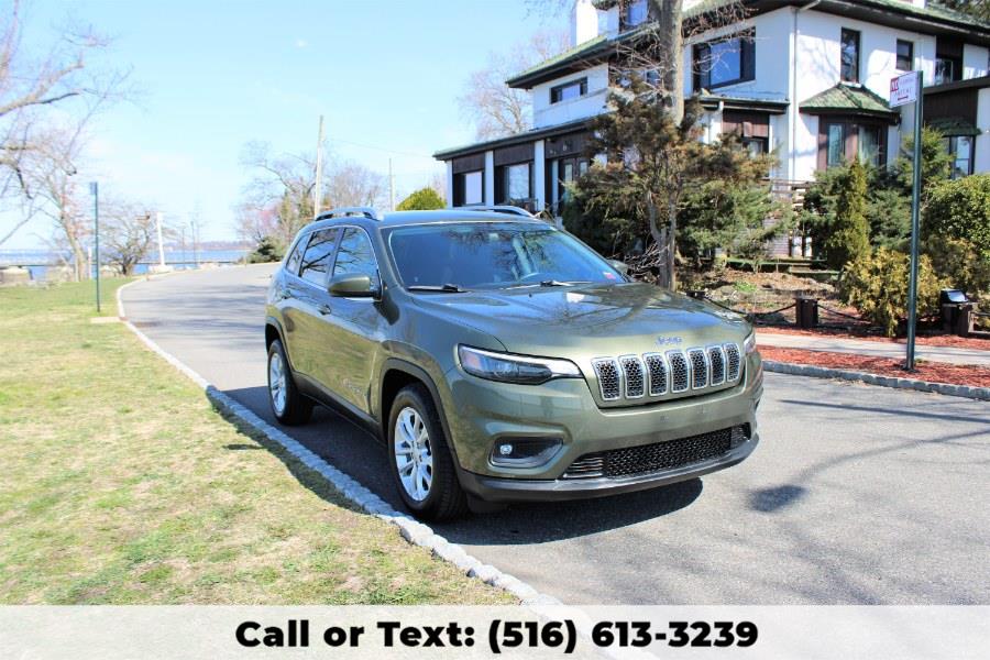 2019 Jeep Cherokee Latitude, available for sale in Great Neck, New York | Great Neck Car Buyers & Sellers. Great Neck, New York 2019 Jeep Cherokee Latitude, available for sale in Great Neck, New York | Great Neck Car Buyers & Sellers. Great Neck, New York