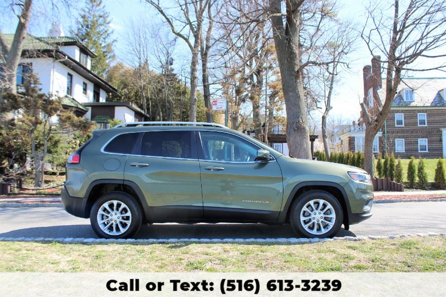 2019 Jeep Cherokee Latitude, available for sale in Great Neck, New York | Great Neck Car Buyers & Sellers. Great Neck, New York 2019 Jeep Cherokee Latitude, available for sale in Great Neck, New York | Great Neck Car Buyers & Sellers. Great Neck, New York