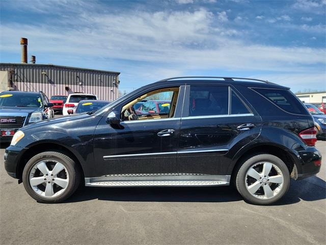 2010 Mercedes-benz M-class ML 350, available for sale in Stratford, Connecticut | Wiz Leasing Inc. Stratford, Connecticut 2010 Mercedes-benz M-class ML 350, available for sale in Stratford, Connecticut | Wiz Leasing Inc. Stratford, Connecticut