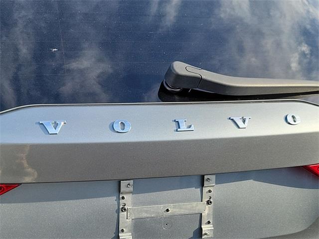2017 Volvo V90 Cross Country T6 AWD, available for sale in Stratford, Connecticut | Wiz Leasing Inc. Stratford, Connecticut 2017 Volvo V90 Cross Country T6 AWD, available for sale in Stratford, Connecticut | Wiz Leasing Inc. Stratford, Connecticut
