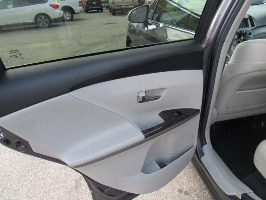 2014 Toyota Venza LE, available for sale in Worcester, Massachusetts | Hilario's Auto Sales Inc.. Worcester, Massachusetts 2014 Toyota Venza LE, available for sale in Worcester, Massachusetts | Hilario's Auto Sales Inc.. Worcester, Massachusetts