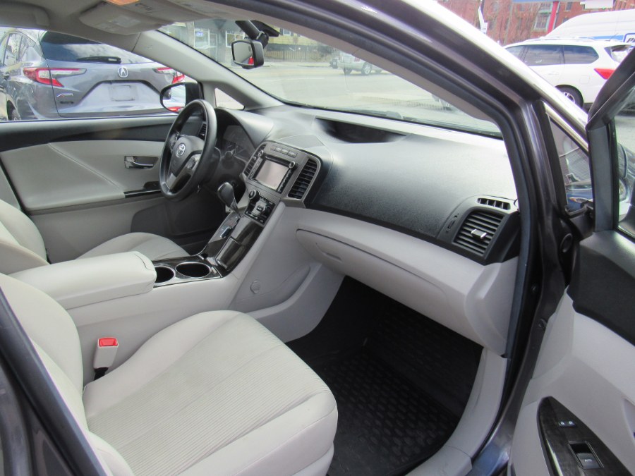 2014 Toyota Venza LE, available for sale in Worcester, Massachusetts | Hilario's Auto Sales Inc.. Worcester, Massachusetts 2014 Toyota Venza LE, available for sale in Worcester, Massachusetts | Hilario's Auto Sales Inc.. Worcester, Massachusetts