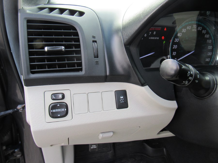 2014 Toyota Venza LE, available for sale in Worcester, Massachusetts | Hilario's Auto Sales Inc.. Worcester, Massachusetts 2014 Toyota Venza LE, available for sale in Worcester, Massachusetts | Hilario's Auto Sales Inc.. Worcester, Massachusetts