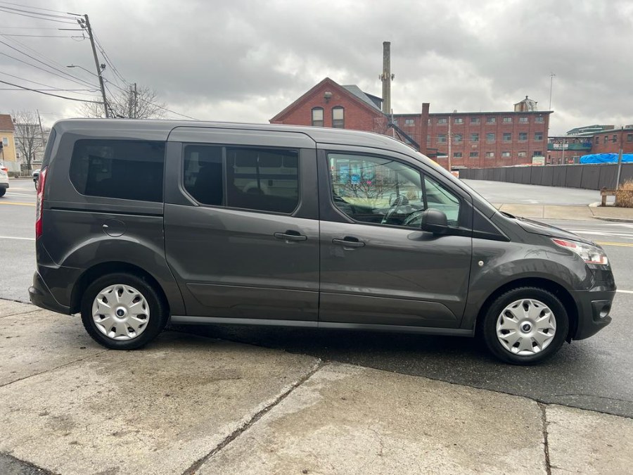 2016 Ford Transit Connect Wagon 4dr Wgn LWB XLT w/Rear Liftgate, available for sale in Peabody, Massachusetts | New Star Motors. Peabody, Massachusetts 2016 Ford Transit Connect Wagon 4dr Wgn LWB XLT w/Rear Liftgate, available for sale in Peabody, Massachusetts | New Star Motors. Peabody, Massachusetts