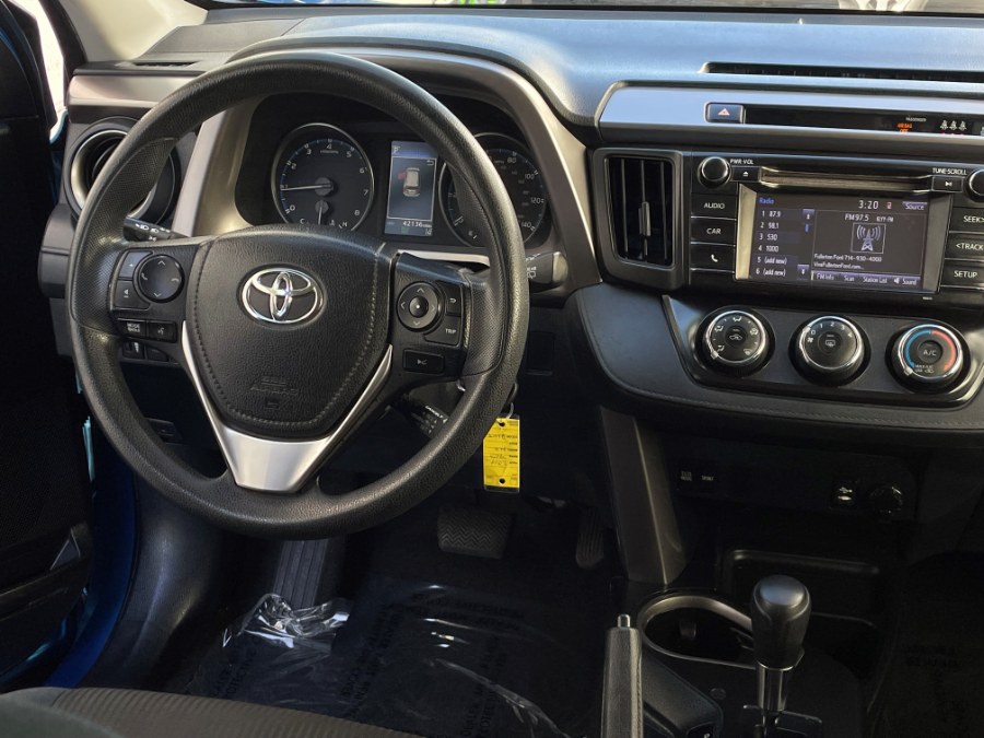 2018 Toyota RAV4 LE FWD (Natl), available for sale in Corona, California | Green Light Auto. Corona, California 2018 Toyota RAV4 LE FWD (Natl), available for sale in Corona, California | Green Light Auto. Corona, California