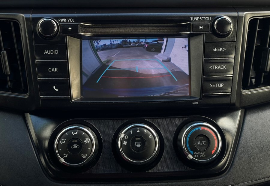 2018 Toyota RAV4 LE FWD (Natl), available for sale in Corona, California | Green Light Auto. Corona, California 2018 Toyota RAV4 LE FWD (Natl), available for sale in Corona, California | Green Light Auto. Corona, California