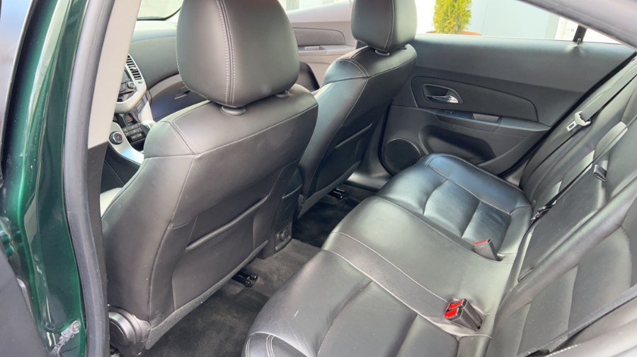 2015 Chevrolet Cruze 4dr Sdn Auto 2LT, available for sale in Waterbury, Connecticut | West End Automotive Center. Waterbury, Connecticut 2015 Chevrolet Cruze 4dr Sdn Auto 2LT, available for sale in Waterbury, Connecticut | West End Automotive Center. Waterbury, Connecticut