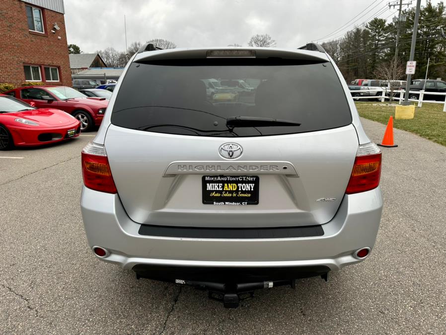 2010 Toyota Highlander 4WD 4dr V6 SE (Natl), available for sale in South Windsor, Connecticut | Mike And Tony Auto Sales, Inc. South Windsor, Connecticut 2010 Toyota Highlander 4WD 4dr V6 SE (Natl), available for sale in South Windsor, Connecticut | Mike And Tony Auto Sales, Inc. South Windsor, Connecticut