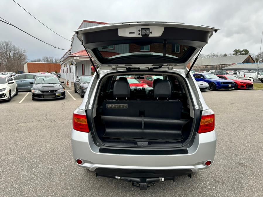 2010 Toyota Highlander 4WD 4dr V6 SE (Natl), available for sale in South Windsor, Connecticut | Mike And Tony Auto Sales, Inc. South Windsor, Connecticut 2010 Toyota Highlander 4WD 4dr V6 SE (Natl), available for sale in South Windsor, Connecticut | Mike And Tony Auto Sales, Inc. South Windsor, Connecticut