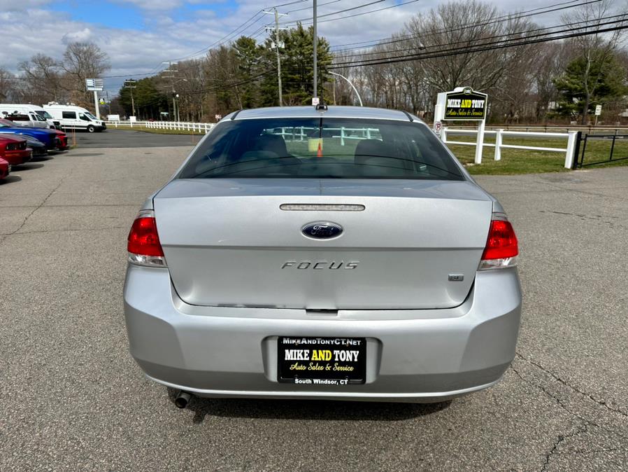 2010 Ford Focus 4dr Sdn SE, available for sale in South Windsor, Connecticut | Mike And Tony Auto Sales, Inc. South Windsor, Connecticut 2010 Ford Focus 4dr Sdn SE, available for sale in South Windsor, Connecticut | Mike And Tony Auto Sales, Inc. South Windsor, Connecticut