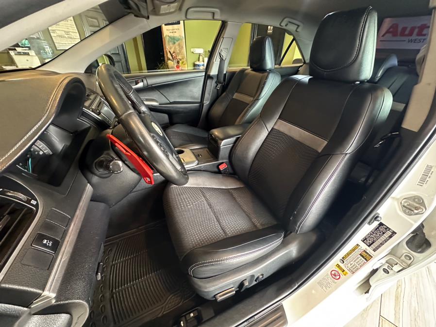 2012 Toyota Camry 4dr Sdn V6 Auto SE (Natl), available for sale in West Hartford, Connecticut | AutoMax. West Hartford, Connecticut 2012 Toyota Camry 4dr Sdn V6 Auto SE (Natl), available for sale in West Hartford, Connecticut | AutoMax. West Hartford, Connecticut