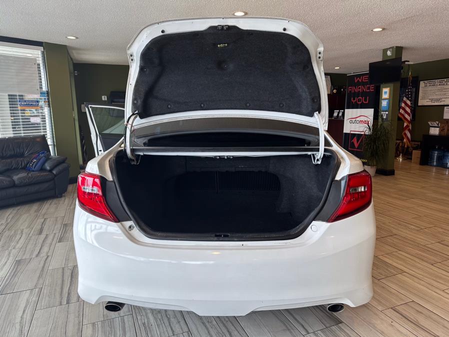 2012 Toyota Camry 4dr Sdn V6 Auto SE (Natl), available for sale in West Hartford, Connecticut | AutoMax. West Hartford, Connecticut 2012 Toyota Camry 4dr Sdn V6 Auto SE (Natl), available for sale in West Hartford, Connecticut | AutoMax. West Hartford, Connecticut
