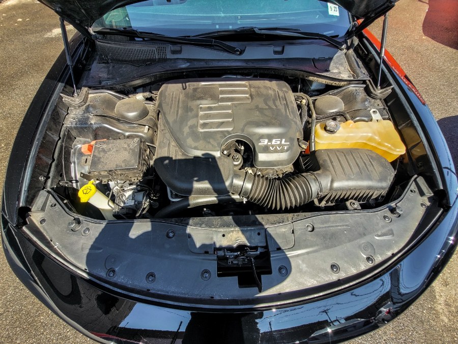 2018 Dodge Charger SXT Plus RWD, available for sale in Newark, New Jersey | RT Auto Center LLC. Newark, New Jersey 2018 Dodge Charger SXT Plus RWD, available for sale in Newark, New Jersey | RT Auto Center LLC. Newark, New Jersey