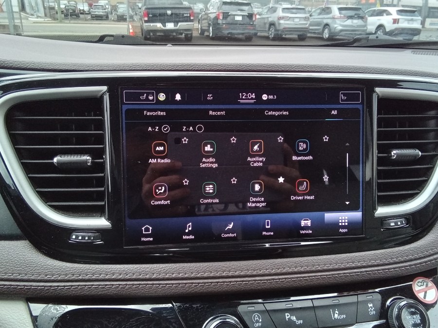 2021 Chrysler Pacifica Touring L FWD, available for sale in Irvington, New Jersey | NJ Used Cars Center. Irvington, New Jersey 2021 Chrysler Pacifica Touring L FWD, available for sale in Irvington, New Jersey | NJ Used Cars Center. Irvington, New Jersey
