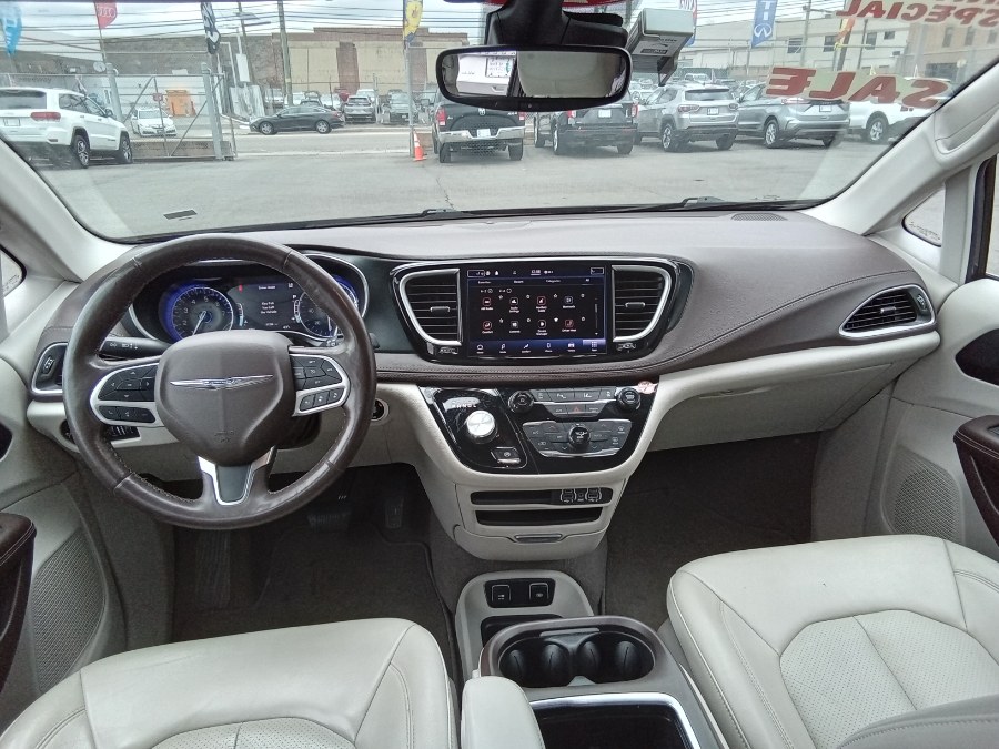 2021 Chrysler Pacifica Touring L FWD, available for sale in Irvington, New Jersey | NJ Used Cars Center. Irvington, New Jersey 2021 Chrysler Pacifica Touring L FWD, available for sale in Irvington, New Jersey | NJ Used Cars Center. Irvington, New Jersey