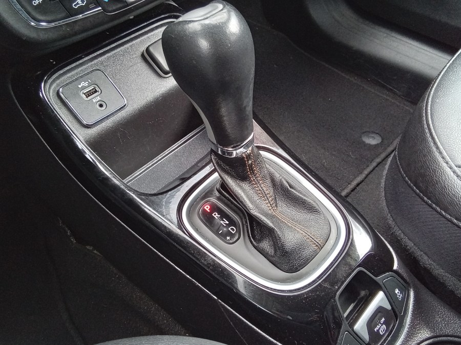 2020 Jeep Compass Limited FWD, available for sale in Irvington, New Jersey | NJ Used Cars Center. Irvington, New Jersey 2020 Jeep Compass Limited FWD, available for sale in Irvington, New Jersey | NJ Used Cars Center. Irvington, New Jersey