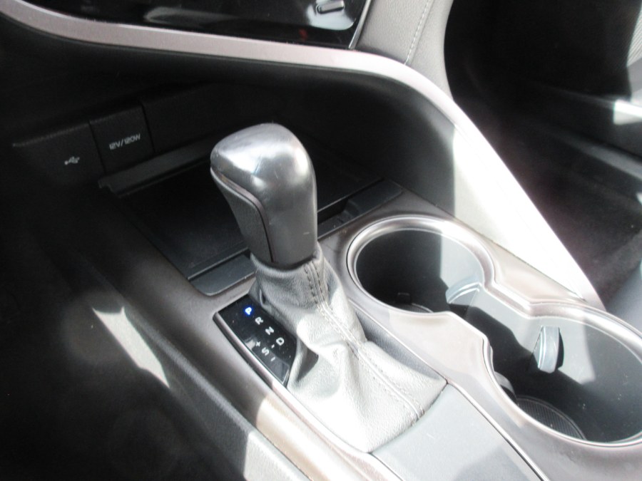 2021 Toyota Camry SE Auto (Natl), available for sale in Linden, New Jersey | Route 27 Auto Mall. Linden, New Jersey 2021 Toyota Camry SE Auto (Natl), available for sale in Linden, New Jersey | Route 27 Auto Mall. Linden, New Jersey
