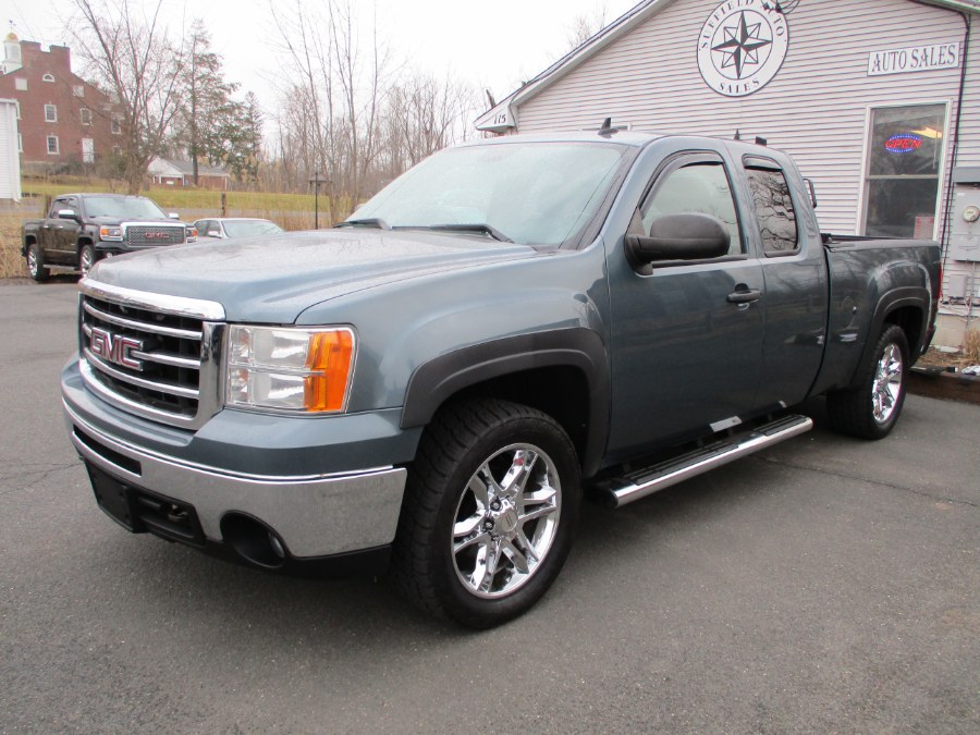 2013 GMC Sierra 1500 4WD Ext Cab 143.5" SLE, available for sale in Suffield, Connecticut | Suffield Auto LLC. Suffield, Connecticut 2013 GMC Sierra 1500 4WD Ext Cab 143.5" SLE, available for sale in Suffield, Connecticut | Suffield Auto LLC. Suffield, Connecticut