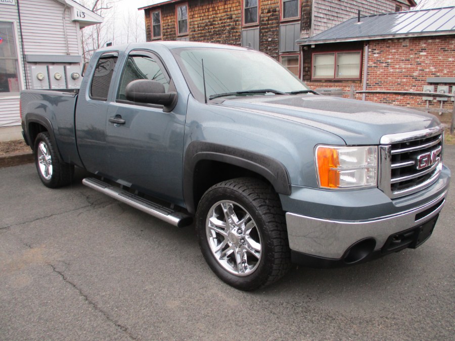 2013 GMC Sierra 1500 4WD Ext Cab 143.5" SLE, available for sale in Suffield, Connecticut | Suffield Auto LLC. Suffield, Connecticut 2013 GMC Sierra 1500 4WD Ext Cab 143.5" SLE, available for sale in Suffield, Connecticut | Suffield Auto LLC. Suffield, Connecticut