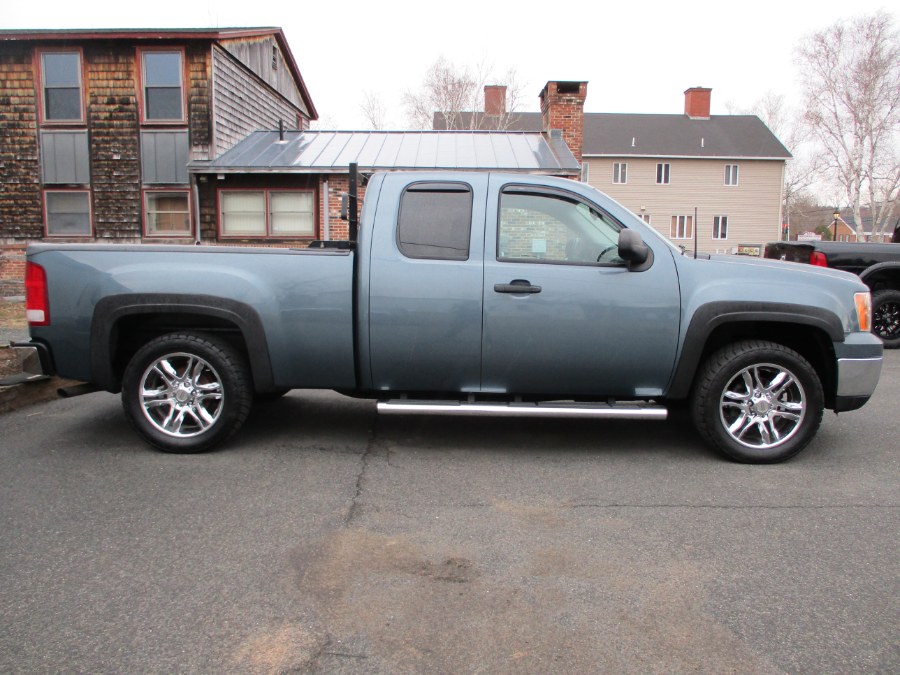 2013 GMC Sierra 1500 4WD Ext Cab 143.5" SLE, available for sale in Suffield, Connecticut | Suffield Auto LLC. Suffield, Connecticut 2013 GMC Sierra 1500 4WD Ext Cab 143.5" SLE, available for sale in Suffield, Connecticut | Suffield Auto LLC. Suffield, Connecticut