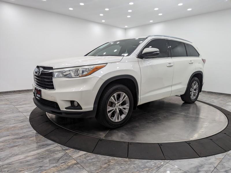 2015 Toyota Highlander XLE, available for sale in Maple Shade, New Jersey | Car Revolution. Maple Shade, New Jersey 2015 Toyota Highlander XLE, available for sale in Maple Shade, New Jersey | Car Revolution. Maple Shade, New Jersey