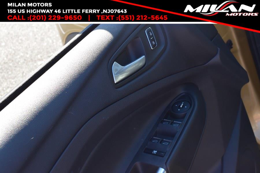 2015 Ford Escape 4WD 4dr SE, available for sale in Little Ferry , New Jersey | Milan Motors. Little Ferry , New Jersey 2015 Ford Escape 4WD 4dr SE, available for sale in Little Ferry , New Jersey | Milan Motors. Little Ferry , New Jersey