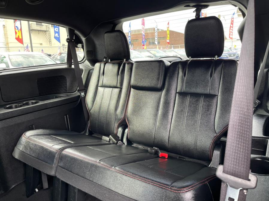 2019 Dodge Grand Caravan GT Wagon, available for sale in Irvington , New Jersey | Auto Haus of Irvington Corp. Irvington , New Jersey 2019 Dodge Grand Caravan GT Wagon, available for sale in Irvington , New Jersey | Auto Haus of Irvington Corp. Irvington , New Jersey