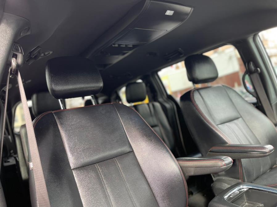 2019 Dodge Grand Caravan GT Wagon, available for sale in Irvington , New Jersey | Auto Haus of Irvington Corp. Irvington , New Jersey 2019 Dodge Grand Caravan GT Wagon, available for sale in Irvington , New Jersey | Auto Haus of Irvington Corp. Irvington , New Jersey