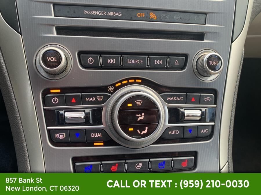 2017 Lincoln MKZ Reserve AWD, available for sale in New London, Connecticut | McAvoy Inc dba Town Hill Auto. New London, Connecticut 2017 Lincoln MKZ Reserve AWD, available for sale in New London, Connecticut | McAvoy Inc dba Town Hill Auto. New London, Connecticut