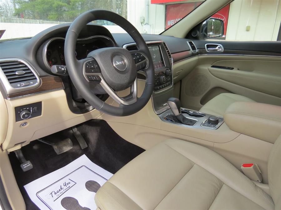 2018 Jeep Grand Cherokee Limited 4x4 4dr SUV, available for sale in Auburn, Maine | Lake City Exports Inc. Auburn, Maine 2018 Jeep Grand Cherokee Limited 4x4 4dr SUV, available for sale in Auburn, Maine | Lake City Exports Inc. Auburn, Maine