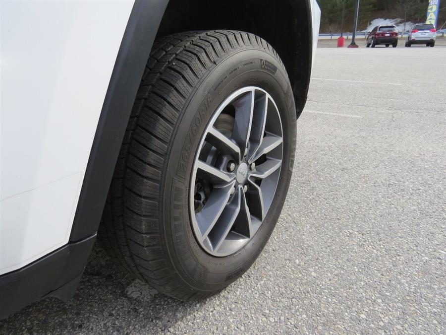 2018 Jeep Grand Cherokee Limited 4x4 4dr SUV, available for sale in Auburn, Maine | Lake City Exports Inc. Auburn, Maine 2018 Jeep Grand Cherokee Limited 4x4 4dr SUV, available for sale in Auburn, Maine | Lake City Exports Inc. Auburn, Maine