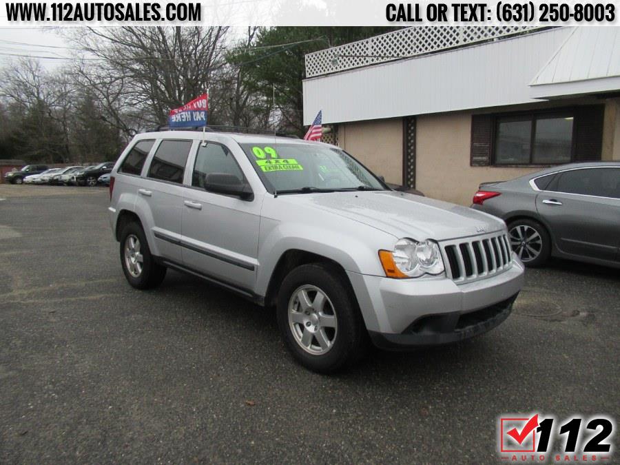 2009 Jeep Grand Cherokee Lared 4WD 4dr Laredo, available for sale in Patchogue, New York | 112 Auto Sales. Patchogue, New York 2009 Jeep Grand Cherokee Lared 4WD 4dr Laredo, available for sale in Patchogue, New York | 112 Auto Sales. Patchogue, New York