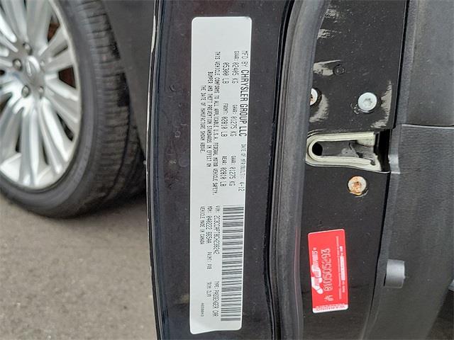 2012 Chrysler 300c Luxury Series, available for sale in Stratford, Connecticut | Wiz Leasing Inc. Stratford, Connecticut 2012 Chrysler 300c Luxury Series, available for sale in Stratford, Connecticut | Wiz Leasing Inc. Stratford, Connecticut