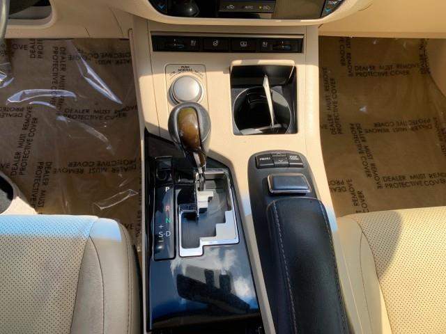 2013 Lexus Es 350 4dr Sdn, available for sale in Forestville, Maryland | Valentine Motor Company. Forestville, Maryland 2013 Lexus Es 350 4dr Sdn, available for sale in Forestville, Maryland | Valentine Motor Company. Forestville, Maryland