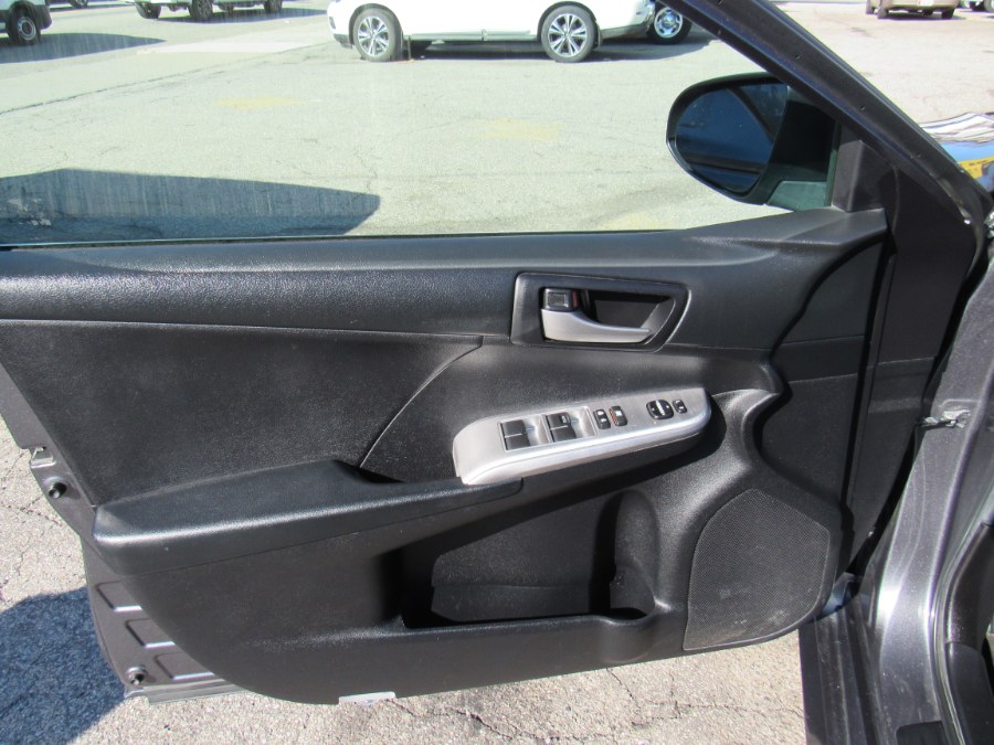 2012 Toyota Camry SE, available for sale in Worcester, Massachusetts | Hilario's Auto Sales Inc.. Worcester, Massachusetts 2012 Toyota Camry SE, available for sale in Worcester, Massachusetts | Hilario's Auto Sales Inc.. Worcester, Massachusetts