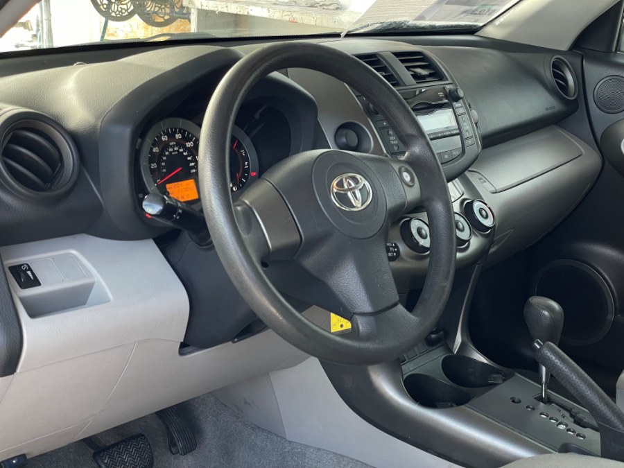 2009 Toyota RAV4 FWD 4dr 4-cyl 4-Spd AT (Natl), available for sale in Corona, California | Green Light Auto. Corona, California 2009 Toyota RAV4 FWD 4dr 4-cyl 4-Spd AT (Natl), available for sale in Corona, California | Green Light Auto. Corona, California