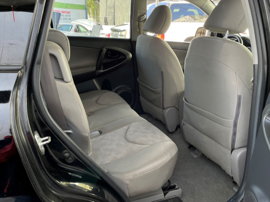 2009 Toyota RAV4 FWD 4dr 4-cyl 4-Spd AT (Natl), available for sale in Corona, California | Green Light Auto. Corona, California 2009 Toyota RAV4 FWD 4dr 4-cyl 4-Spd AT (Natl), available for sale in Corona, California | Green Light Auto. Corona, California