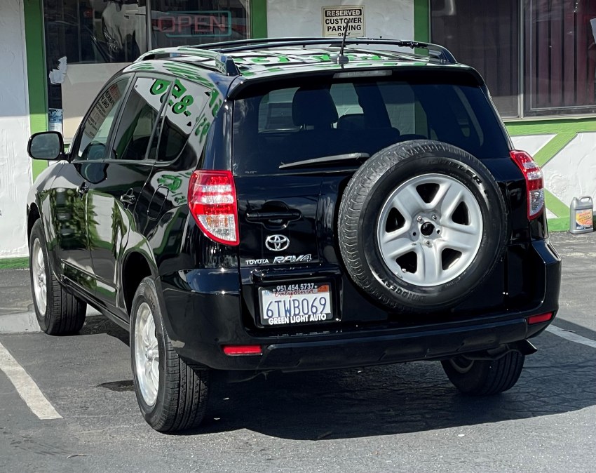 2009 Toyota RAV4 FWD 4dr 4-cyl 4-Spd AT (Natl), available for sale in Corona, California | Green Light Auto. Corona, California 2009 Toyota RAV4 FWD 4dr 4-cyl 4-Spd AT (Natl), available for sale in Corona, California | Green Light Auto. Corona, California