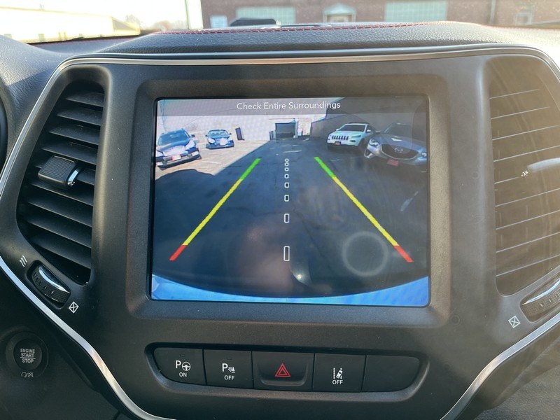 2019 Jeep Cherokee Trailhawk Elite 4x4, available for sale in West Springfield, Massachusetts | Union Street Auto Sales. West Springfield, Massachusetts 2019 Jeep Cherokee Trailhawk Elite 4x4, available for sale in West Springfield, Massachusetts | Union Street Auto Sales. West Springfield, Massachusetts