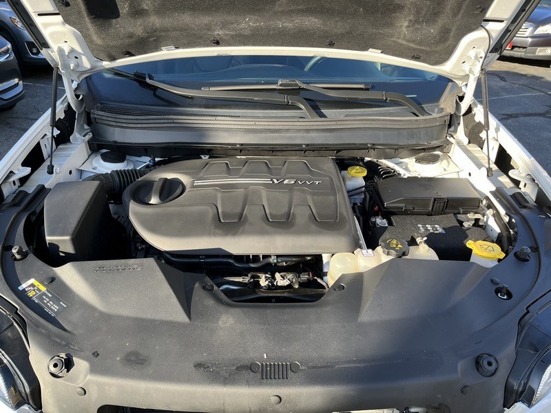2019 Jeep Cherokee Trailhawk Elite 4x4, available for sale in West Springfield, Massachusetts | Union Street Auto Sales. West Springfield, Massachusetts 2019 Jeep Cherokee Trailhawk Elite 4x4, available for sale in West Springfield, Massachusetts | Union Street Auto Sales. West Springfield, Massachusetts
