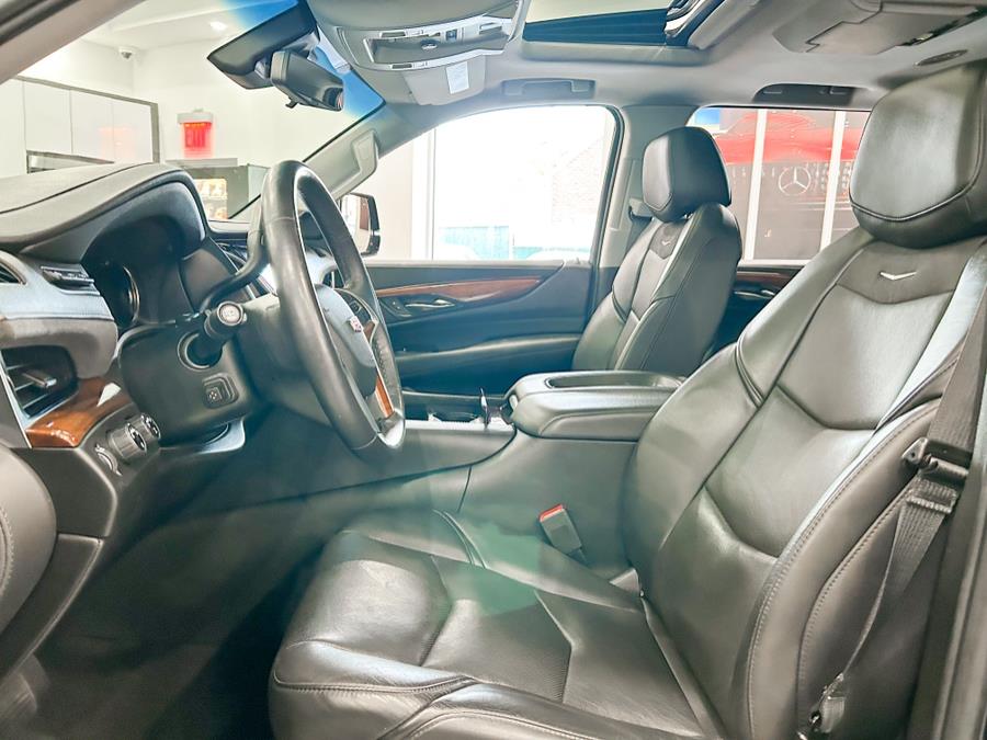 2020 Cadillac Escalade 4WD 4dr Luxury, available for sale in Franklin Square, New York | Luxury Motor Club. Franklin Square, New York 2020 Cadillac Escalade 4WD 4dr Luxury, available for sale in Franklin Square, New York | Luxury Motor Club. Franklin Square, New York