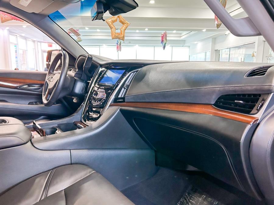 2020 Cadillac Escalade 4WD 4dr Luxury, available for sale in Franklin Square, New York | Luxury Motor Club. Franklin Square, New York 2020 Cadillac Escalade 4WD 4dr Luxury, available for sale in Franklin Square, New York | Luxury Motor Club. Franklin Square, New York