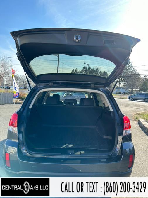 2013 Subaru Outback 4dr Wgn H4 Auto 2.5i Limited, available for sale in East Windsor, Connecticut | Central A/S LLC. East Windsor, Connecticut 2013 Subaru Outback 4dr Wgn H4 Auto 2.5i Limited, available for sale in East Windsor, Connecticut | Central A/S LLC. East Windsor, Connecticut