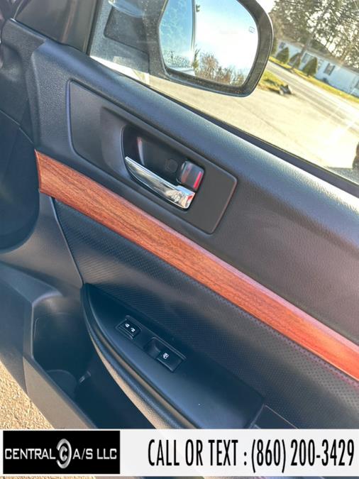 2013 Subaru Outback 4dr Wgn H4 Auto 2.5i Limited, available for sale in East Windsor, Connecticut | Central A/S LLC. East Windsor, Connecticut 2013 Subaru Outback 4dr Wgn H4 Auto 2.5i Limited, available for sale in East Windsor, Connecticut | Central A/S LLC. East Windsor, Connecticut